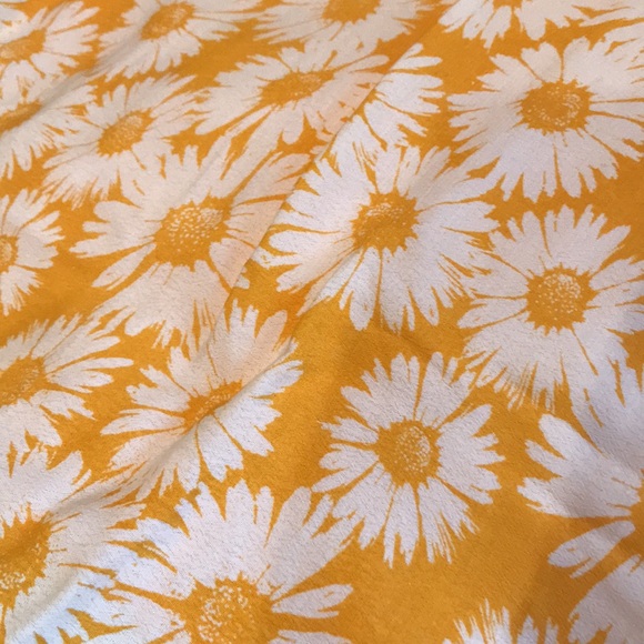 Retro 60โs Style Mini Dress! - Picture 2 of 8